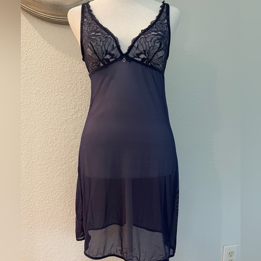 NWOT Emporio Armani lace & mesh slip/chemise